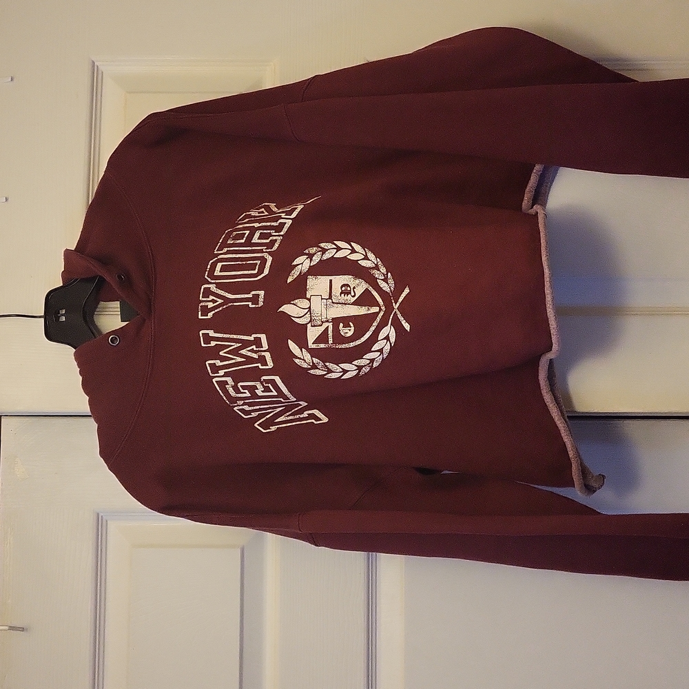 Wild fable half crop sweat shirt missing string